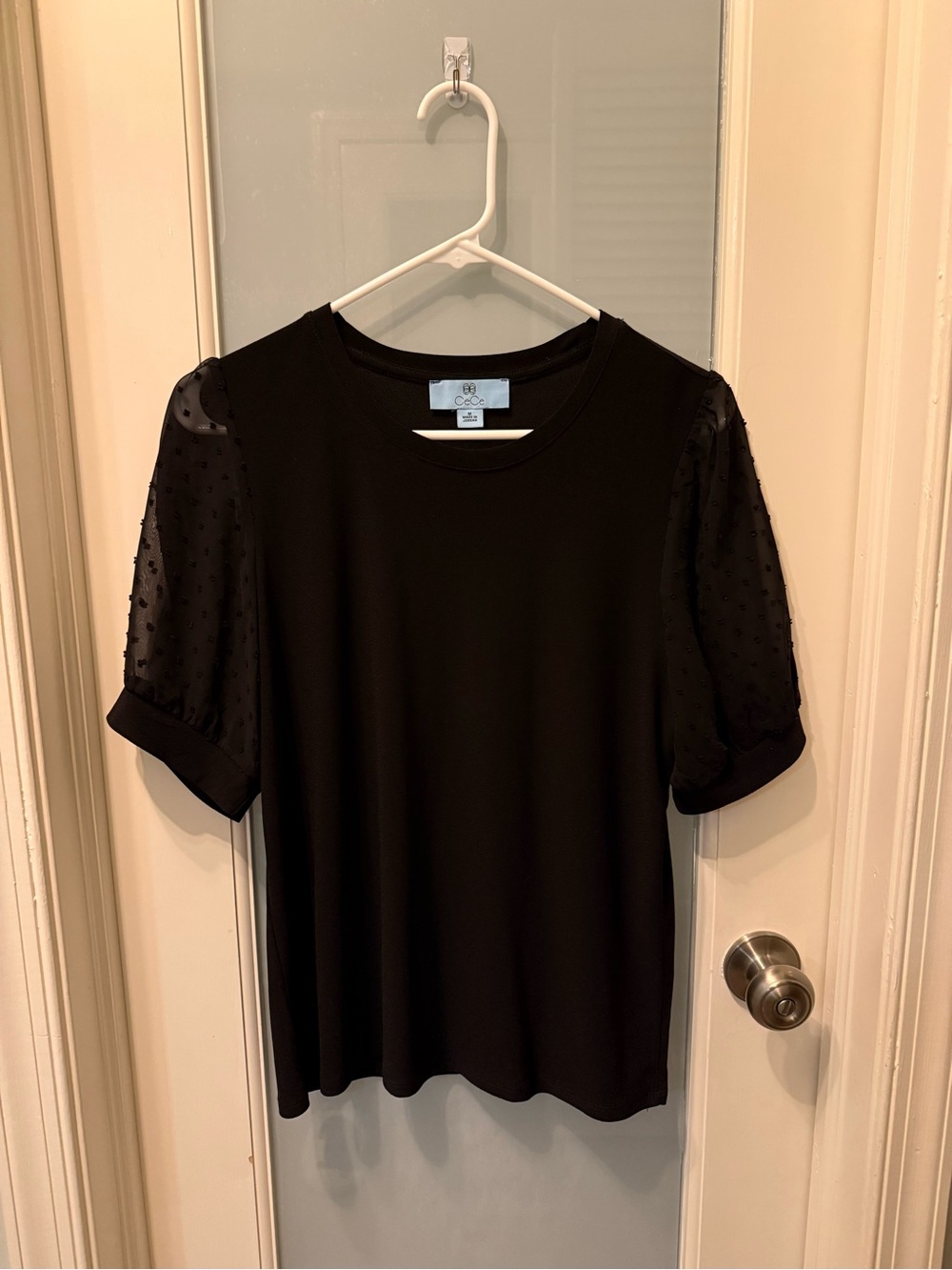 CeCe Black Puff Dot Sleeve Knit Tee